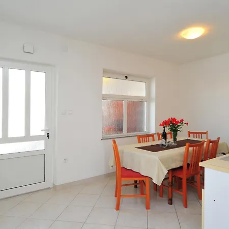 Apartment Rasin Pakostane