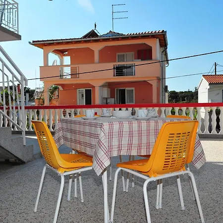 Rasin Apartment