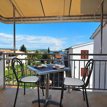 Apartment Rasin *